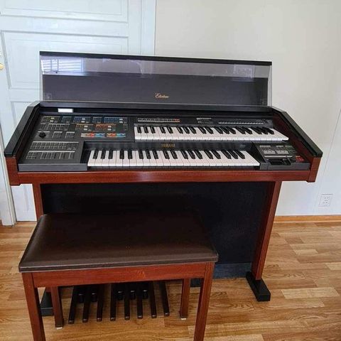 Yamaha MC-600 Orgel