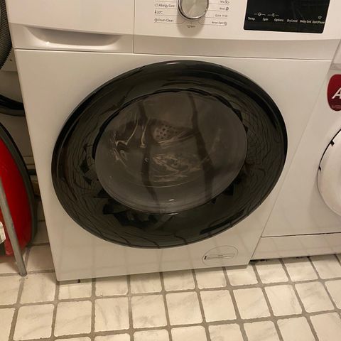 Pent brukt vaskemaskin (under 1 år gammel)