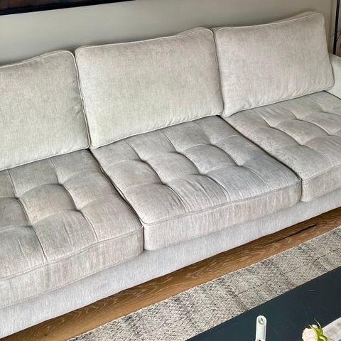 Riviera Maison sofa med 2 stoler selges billig
