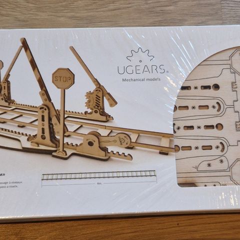 UGEARS - Set of Rails With Crossing