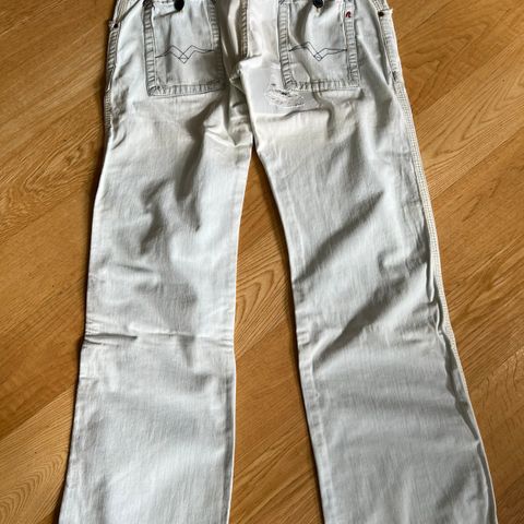 Replay jeans str 34/34 kr 300,-