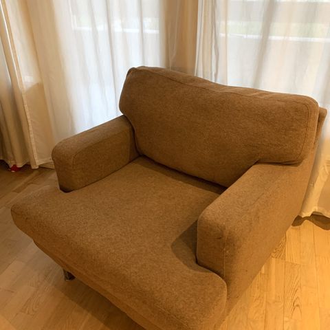 Enkelt fin sofa selges grunnet flytting