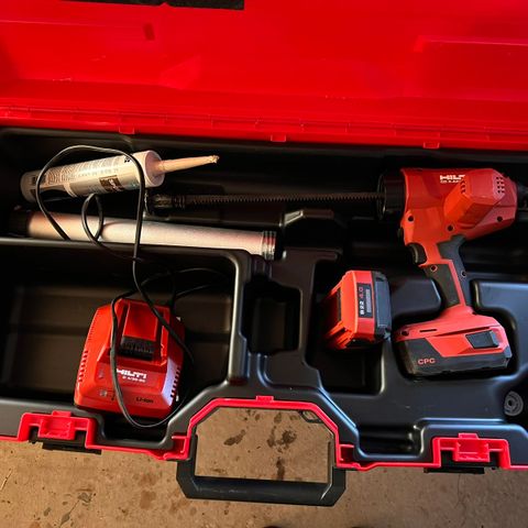 Hilti CD 4-A22 med 2 4AH batterier og lader