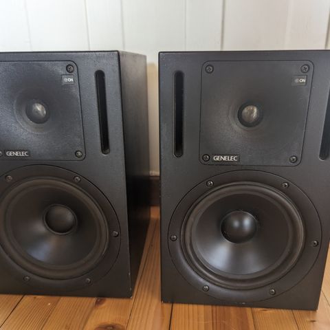 Genelec 1030A