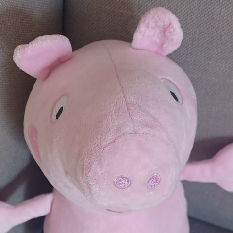 PEPPA GRIS bamse 30cm.