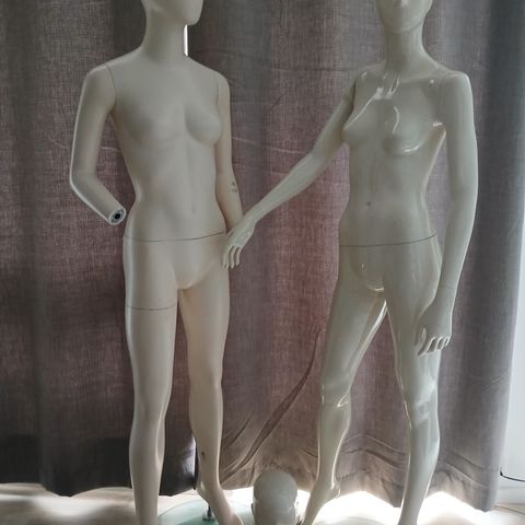 Mannequins/ utstillingsdukker