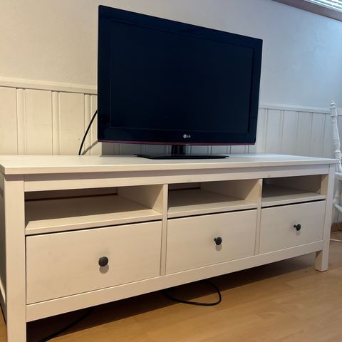 Hemnes Tvbenk