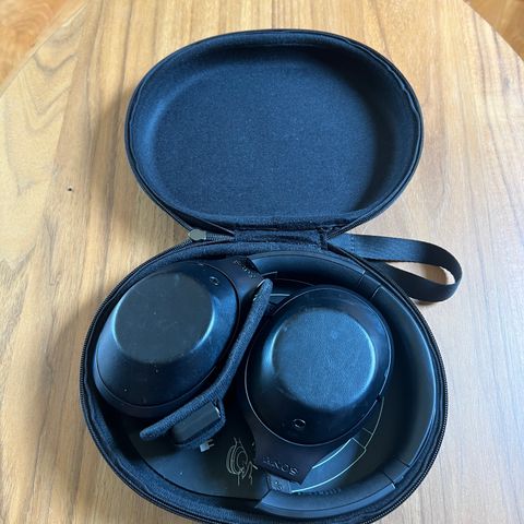 Sony mdr-1000x 