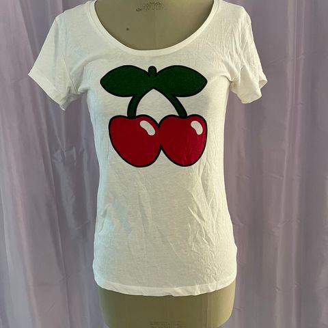 Kirsebær t-skjorte