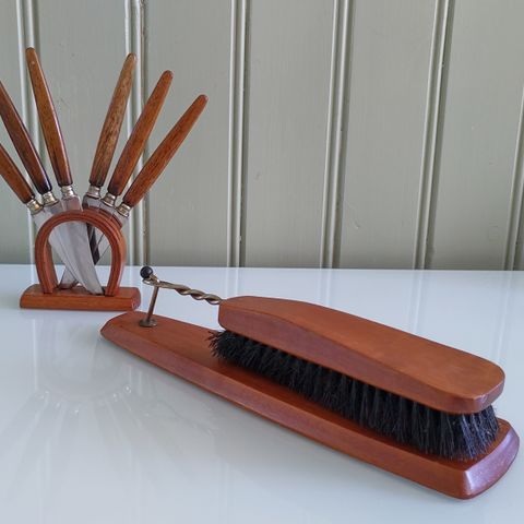 Teak klesbørster og teak fruktkniver