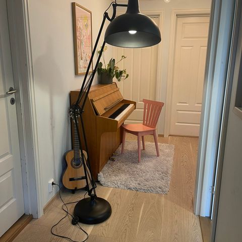 Stålampe fra Kremmerhuset