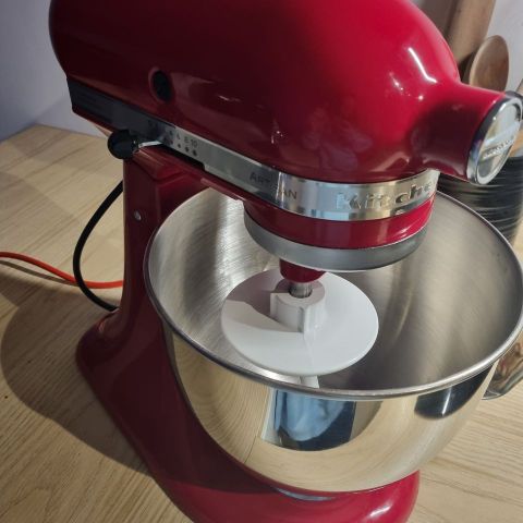Kitchenaid imperial red with accessories