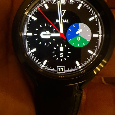 Samsung Galaxy Watch4 Classic smartklokk