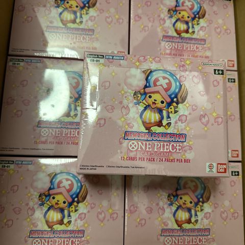 One piece EB-01 *Memorial Collection booster box *NY PRIS*