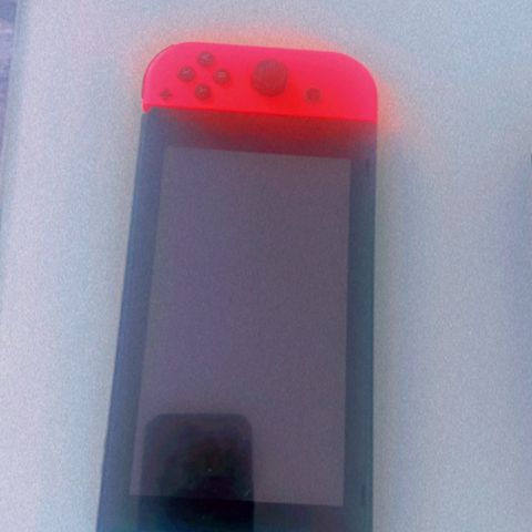 Nintendo switch med 2 spill