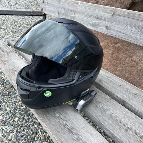 Shoei gt air med kommunikasjon