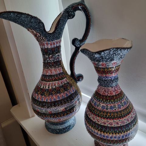 Keramikk vase x2 Selges gunstig Nypris kr 6500