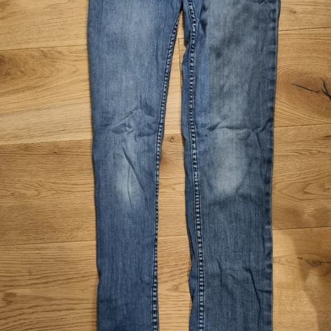 ACNE jeans 25/32