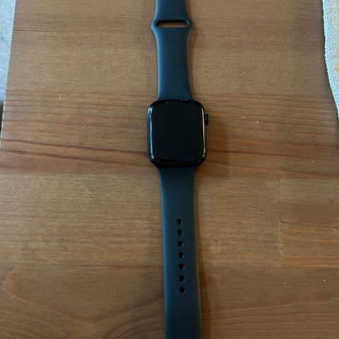 Apple Watch Series 8 45mm GPS  selges