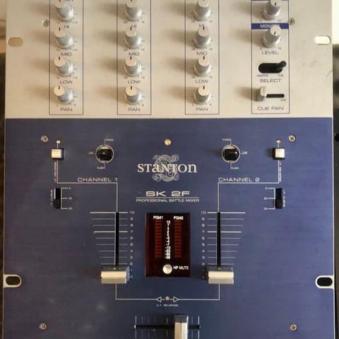 Stanton SK 2F Dj mixer selges