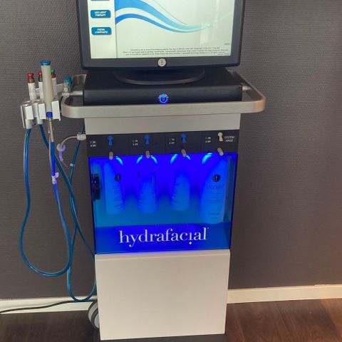 HydraFacial maskin pent brukt selges