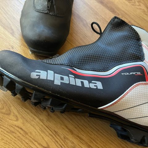 Skisko langrenn - NNN binding str 46 Alpina touring T8