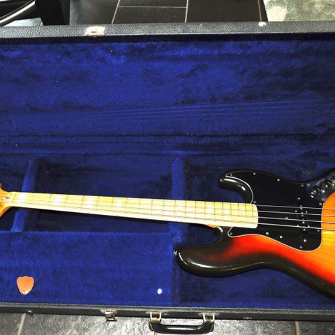 Fender Jazz Bass 1976