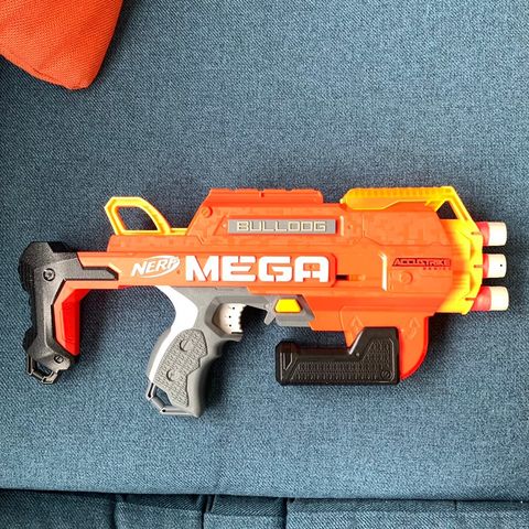 Nerf Mega Bulldog Gun