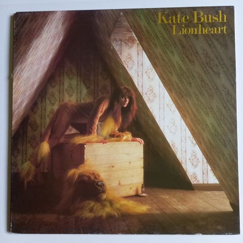 KATE  BUSH  /  3 lp