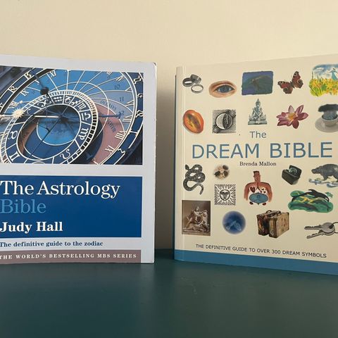 Bøker om Astrologi og Drømmer (The Astrology Bible + The Dream Bible)