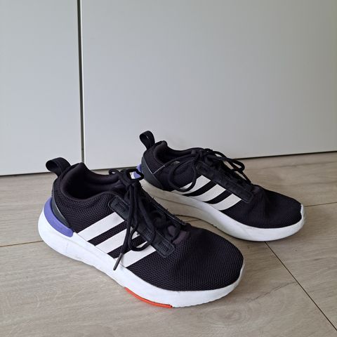 Adidas Racer løpesko, str. 38