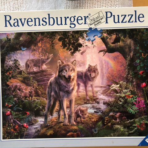 Ravensburger puslespill selges