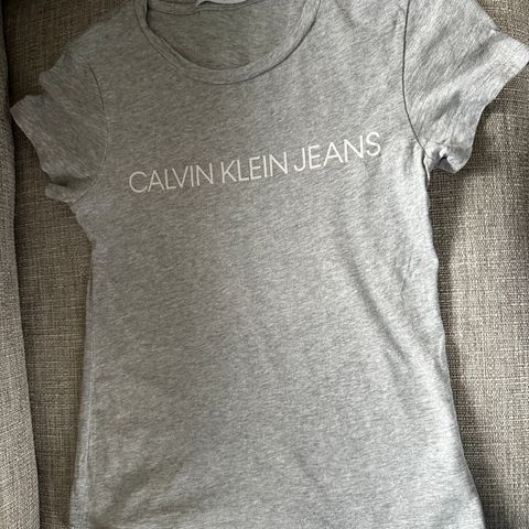 Calvin Klein Logo Slim Tee - T-skjorte - XXS