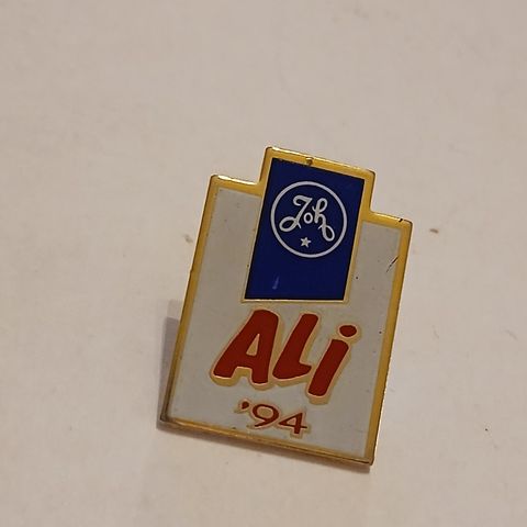 Ali kaffe - 94 - Pins