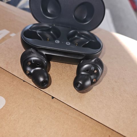 Samsung galaxy buds SM - R170 svart