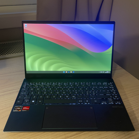 ASUS ZenBook 13 OLED UM325UA 13,3"