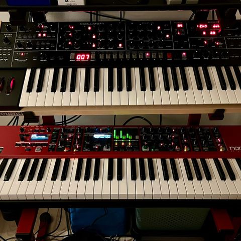 CLAVIA NORD WAVE 2 / Performance Synthesizer