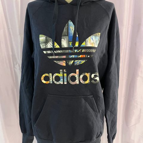 Adidas hettegenser