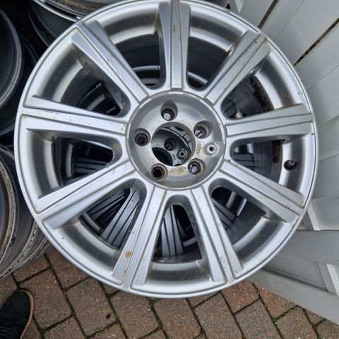 17 felger 5x108.  Senterhull 67.1 Volvo  XC90