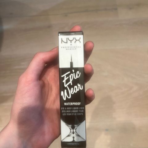 Nyx Eyeliner epic wear