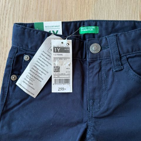 Ny og pen bukse fra Benetton