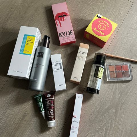 produkter selges, rituals, cosrx, clarins, caia cosmetics, Kylie cosmetics