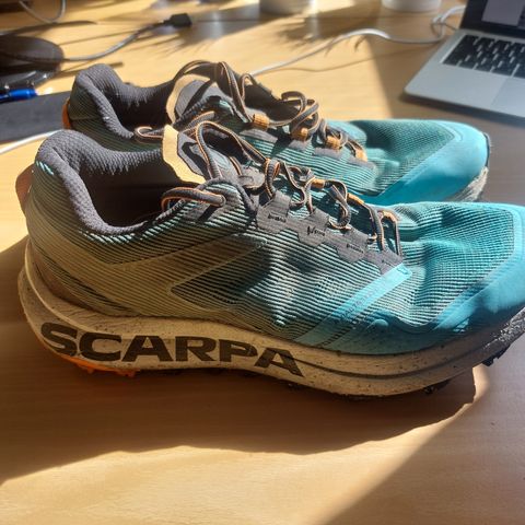 Scarpa Spin Planet