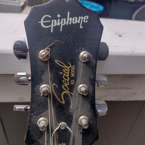 Epiphone SG Special