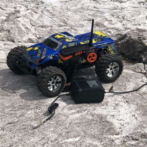 RC-Bil: BSD Viper XST Monster Truck Brushed 1/10