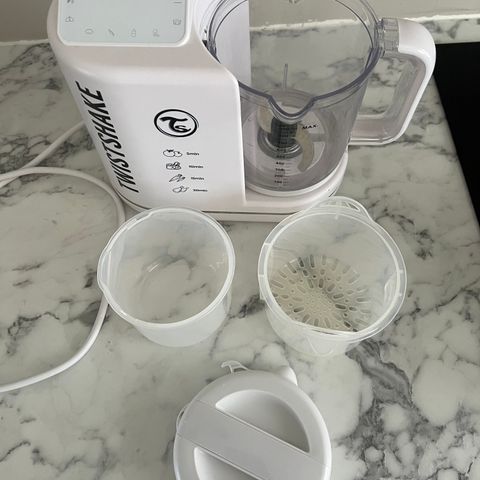 Twistshake blender