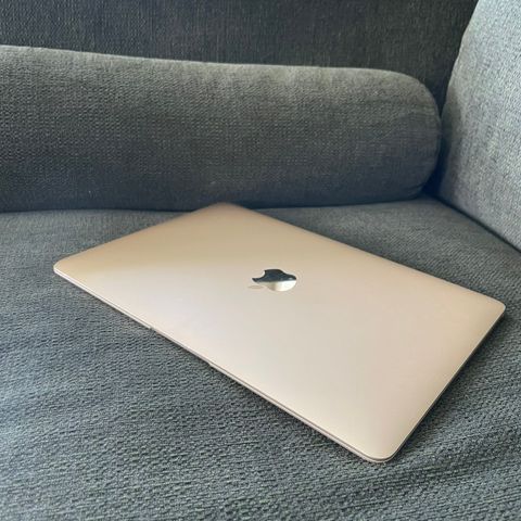 MacBook