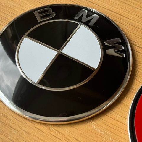 BMW emblem F10 F11 E60 E61 E90 E91 E70 F82 G30 G31 G20 G3x++ logo