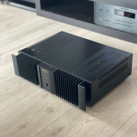 Rotel RB-1070