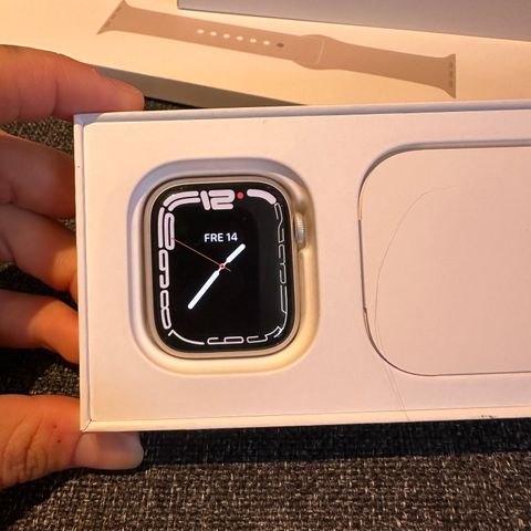 Apple watch series 8 41mm i orginal eske